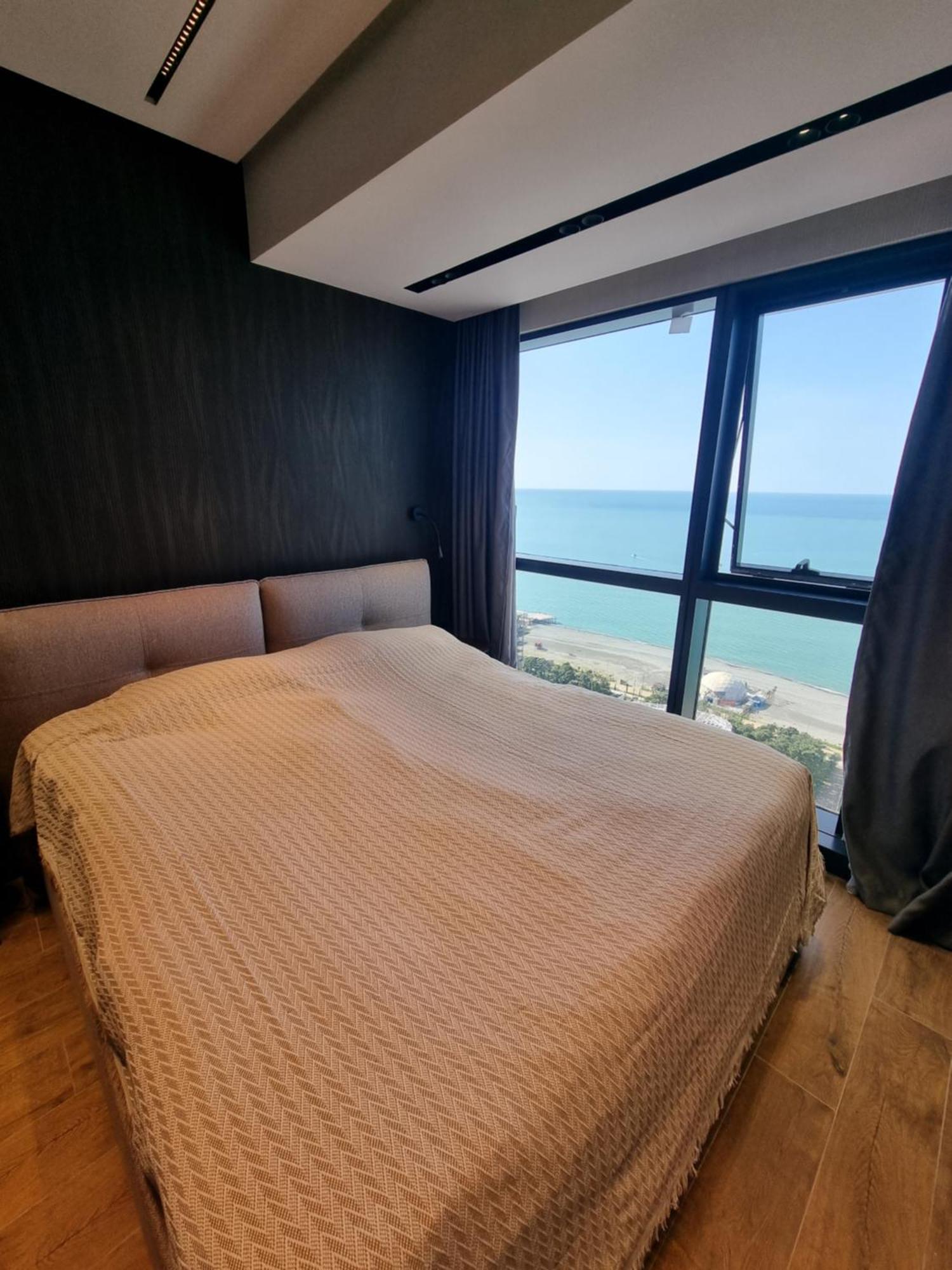 Premium Apartment In Porta Batumi Tower Buitenkant foto